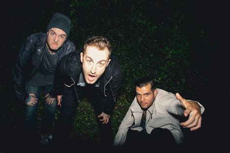 Meet Hundred Handed a Pop Rock Band from Los .